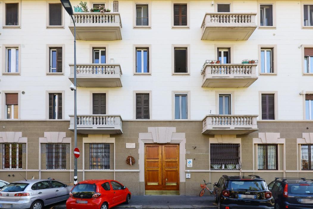 Paki Home Nel Cuore Dei Navigli Di Milano ภายนอก รูปภาพ